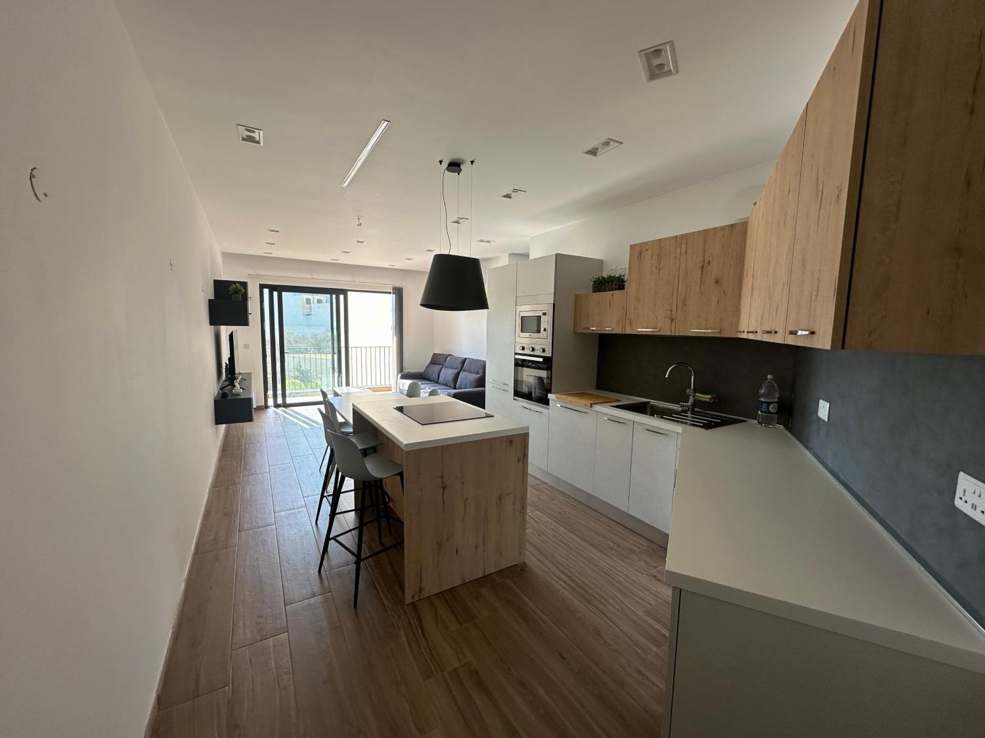 Brand New 2 Bedroom In Hal *